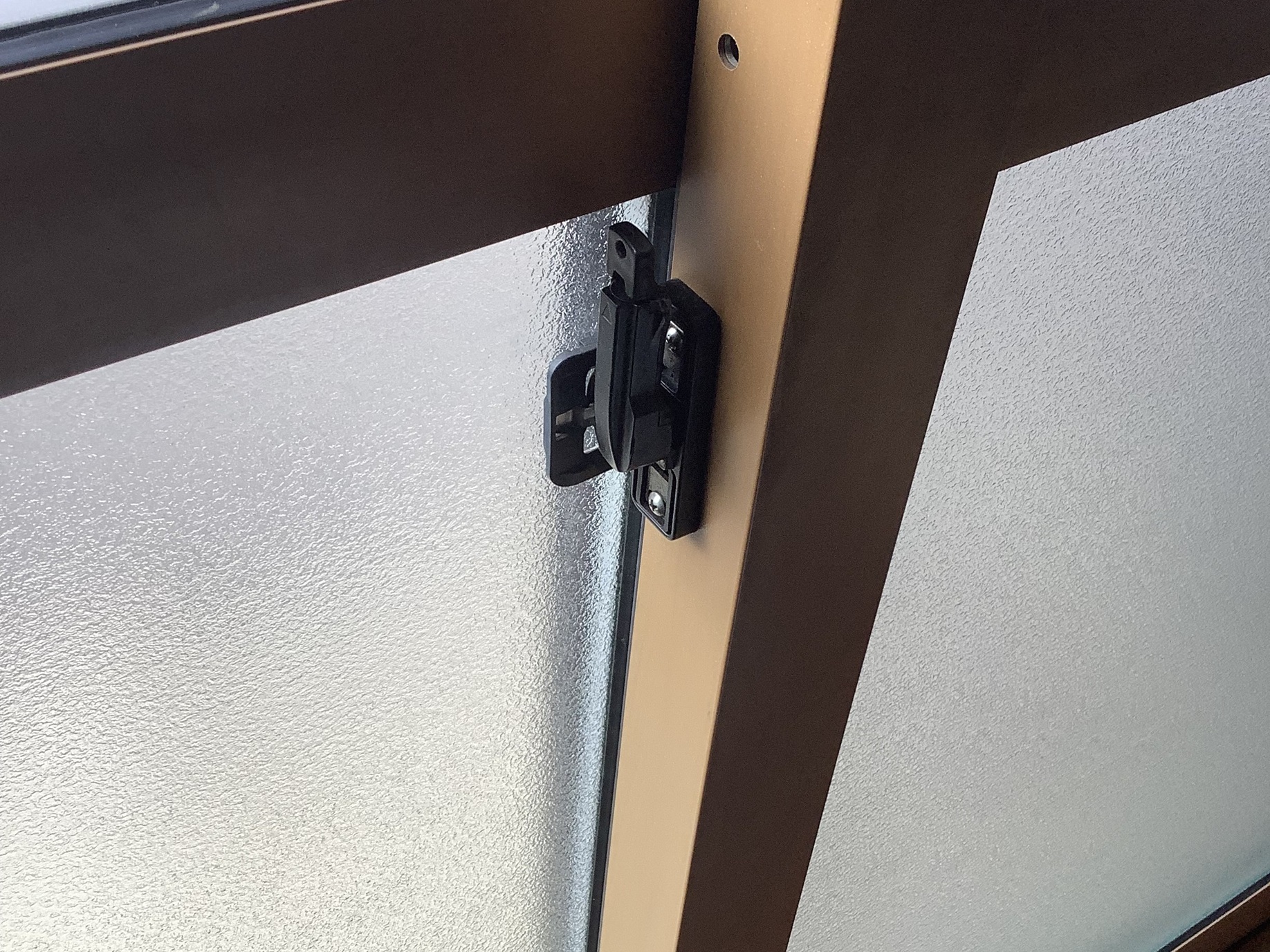 窓のクレセントが閉まらない