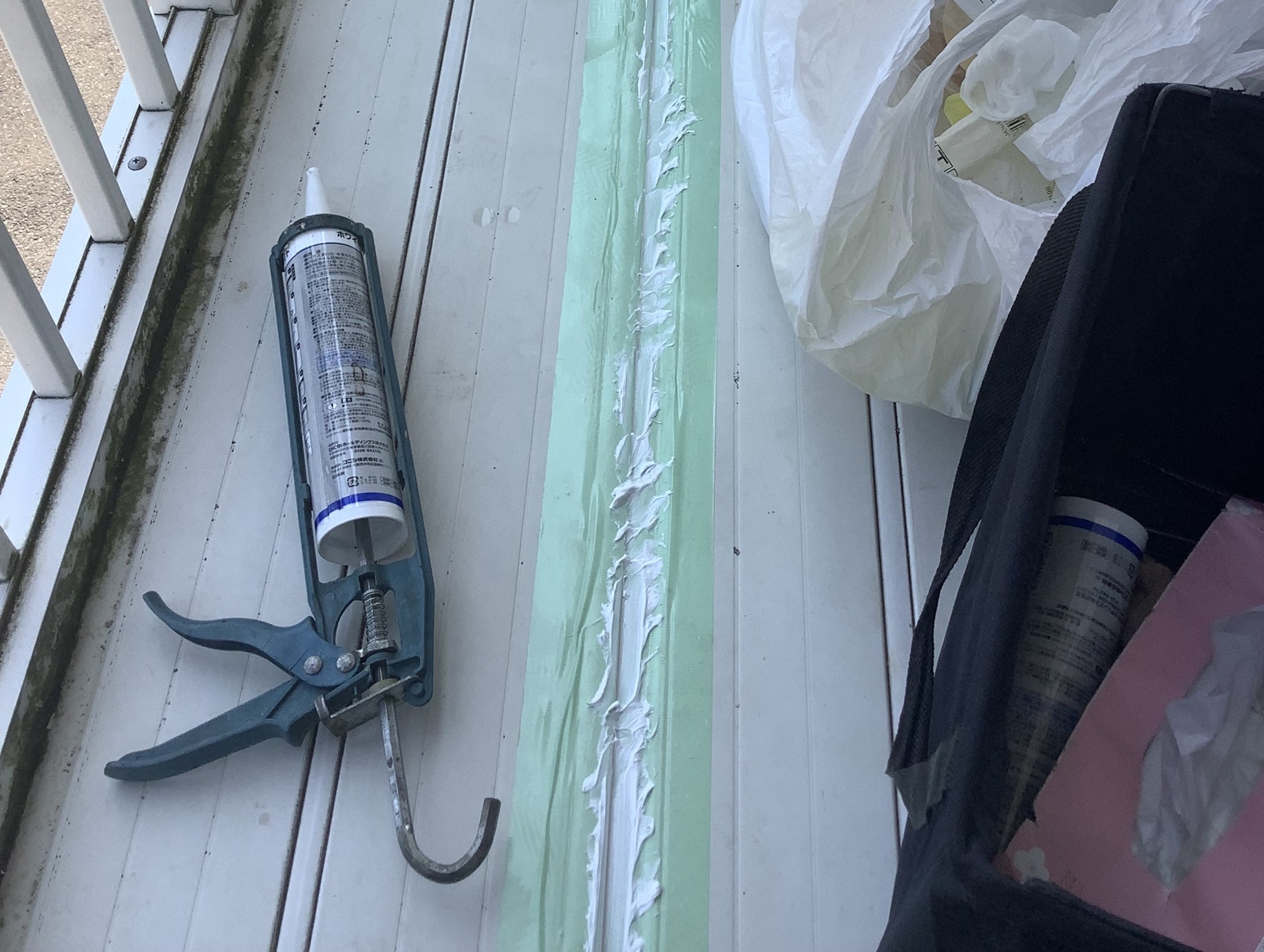 ベランダの階下水漏れ