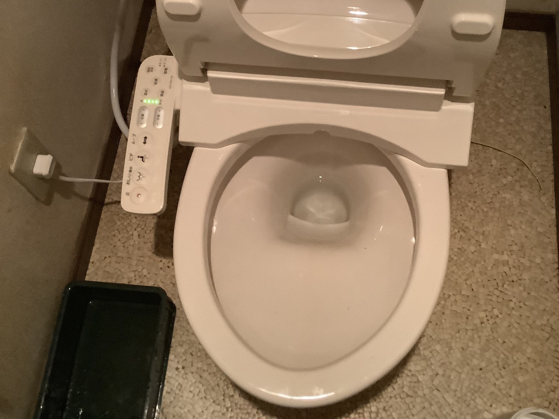 温水洗浄便座交換（ウォシュレット）