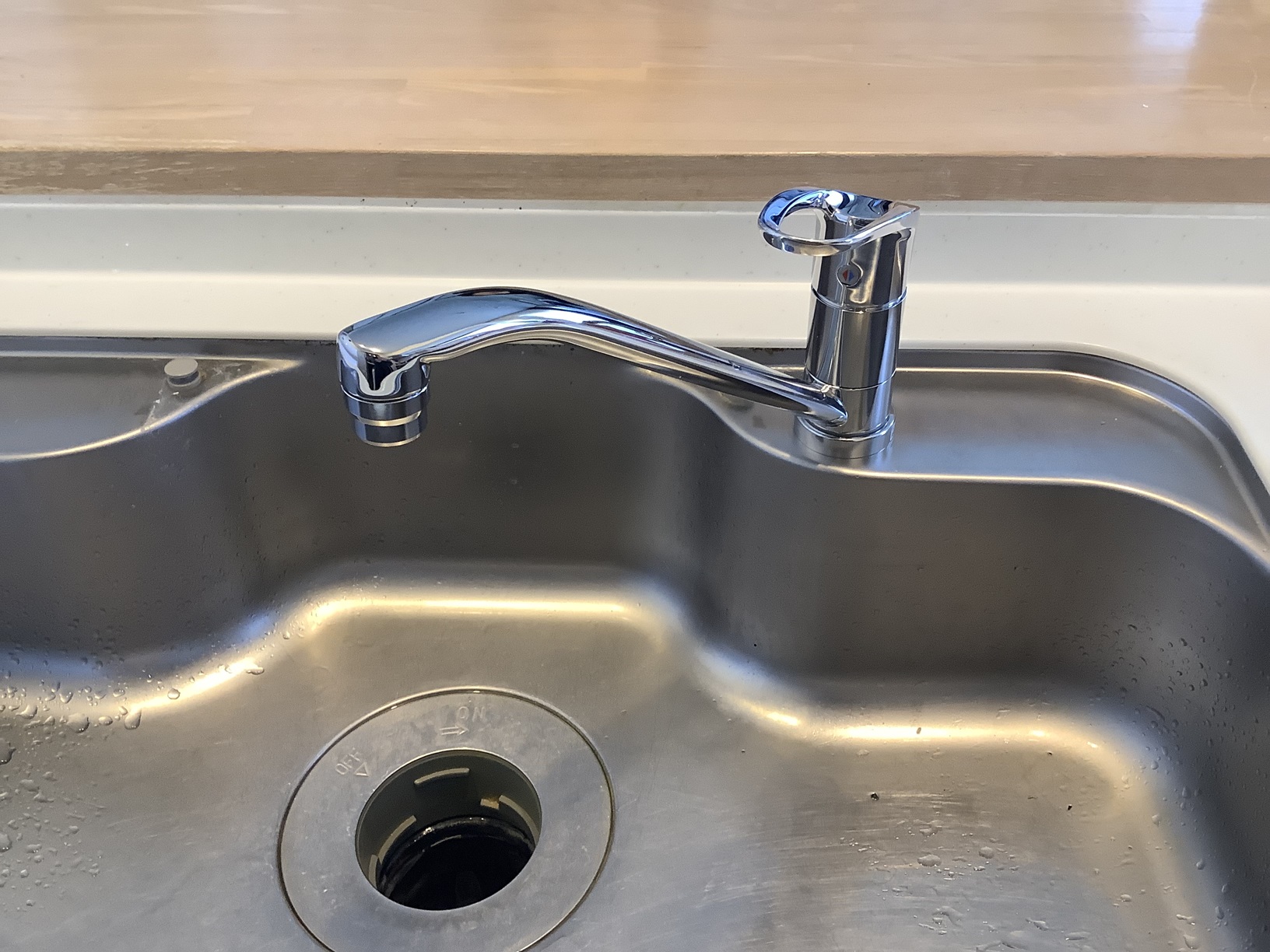 キッチン混合栓交換