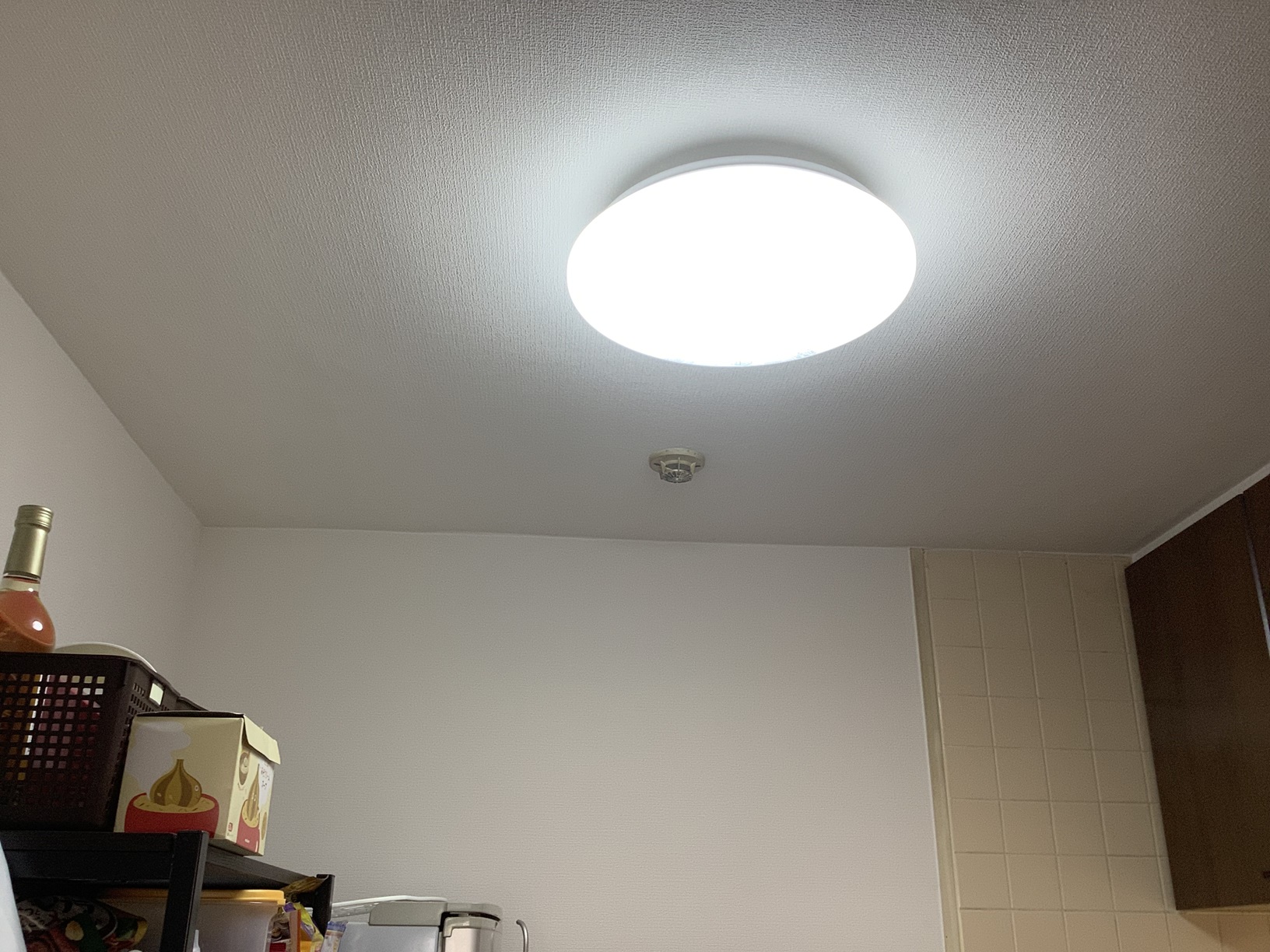 キッチン天井照明交換