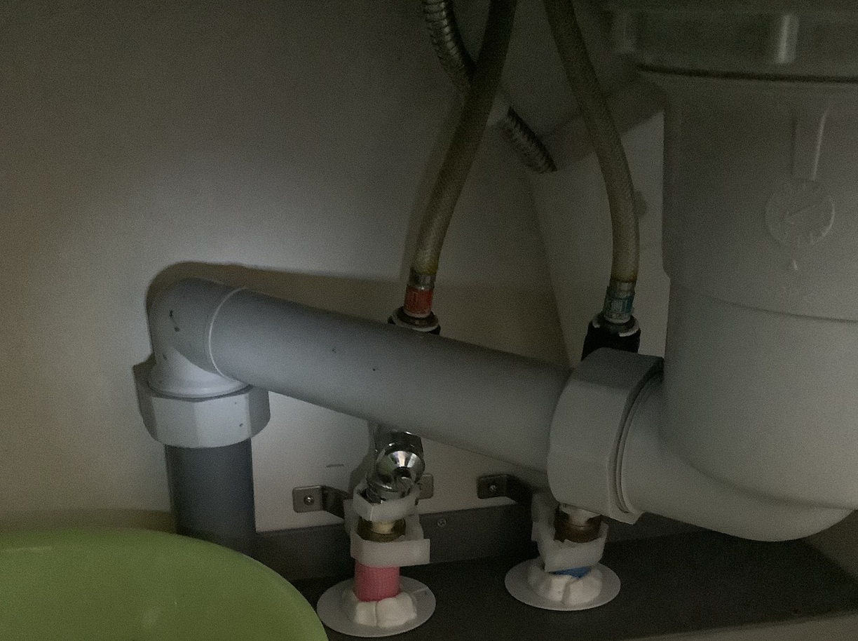 キッチン排水トラップ水漏れ対応